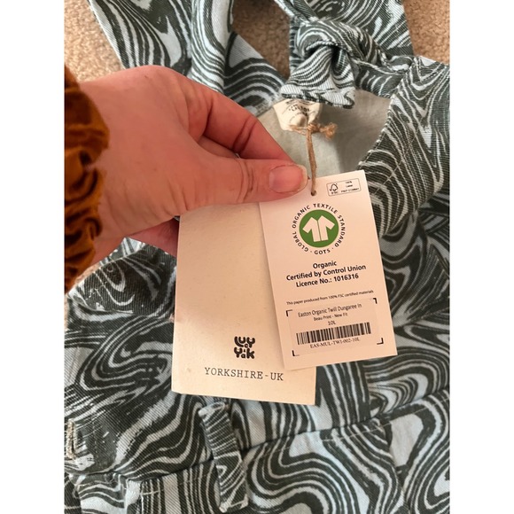 Lucy & Yak NWT Easton Dungarees Swirl Print Organic Cotton Teal Green- Size 6L - Picture 6 of 10